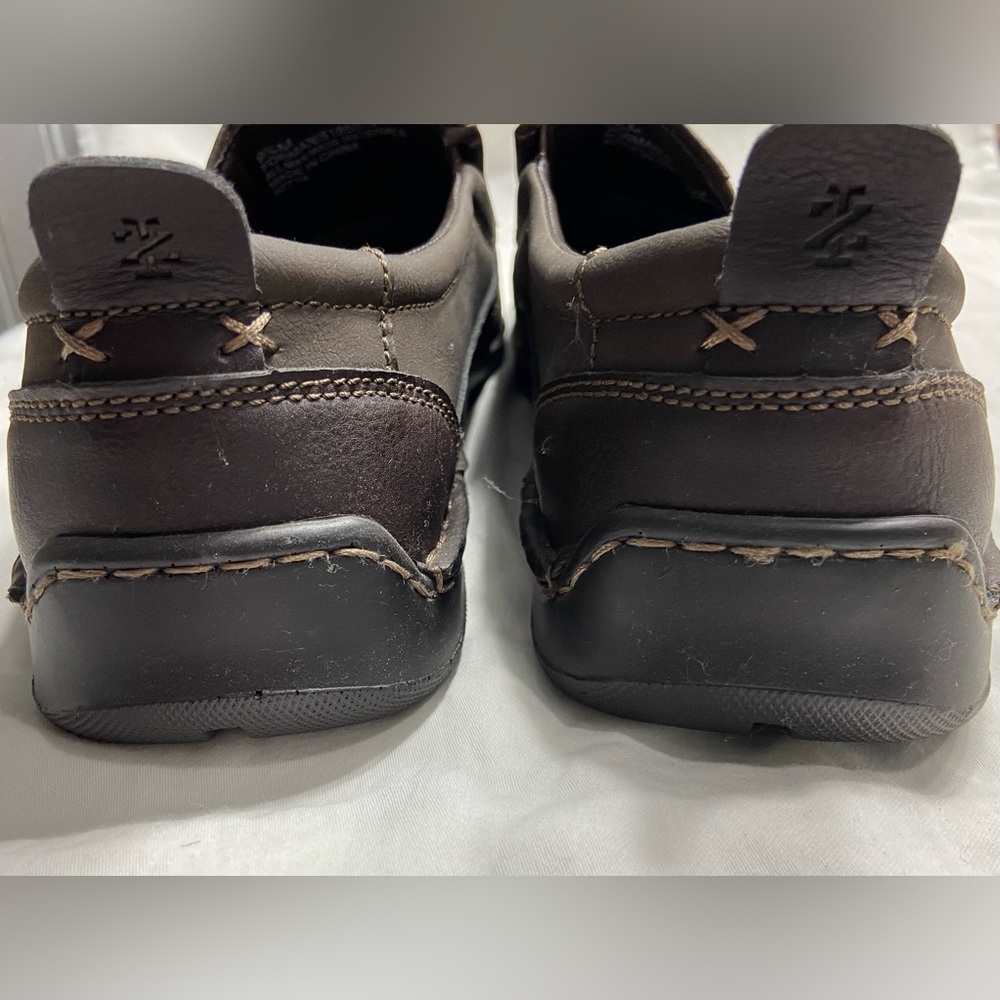 Izod Shoes - Picture 3 of 5